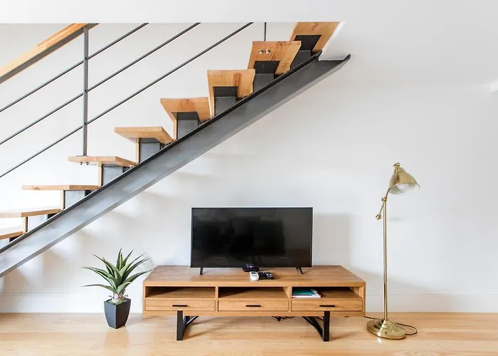 Bright 3br Flat W/ Ac In Center By Lovelystay Apartman *