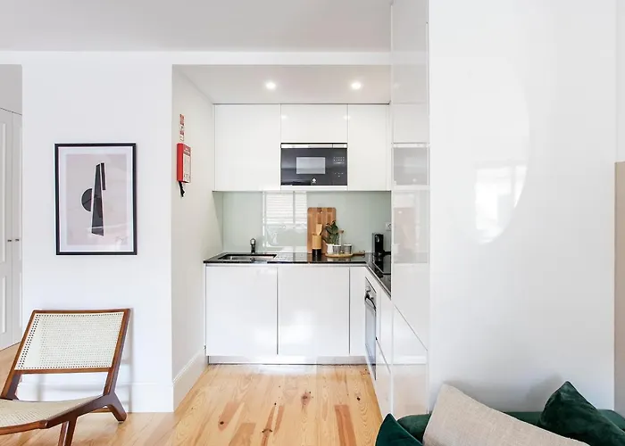 Bright 3br Flat W/ Ac In Center By Lovelystay Apartman *