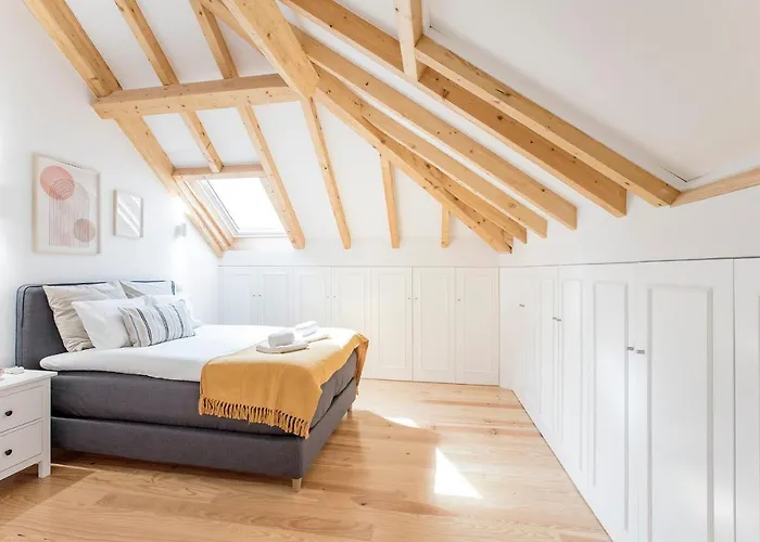 Bright 3br Flat W/ Ac In Center By Lovelystay * Porto