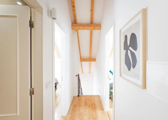 Bright 3br Flat W/ Ac In Center By Lovelystay Apartman