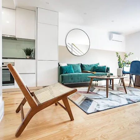 Bright 3br Flat W/ Ac In Center By Lovelystay 아파트 포르투
