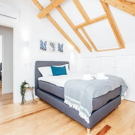 Bright 3br Flat W/ Ac In Center By Lovelystay 포르투