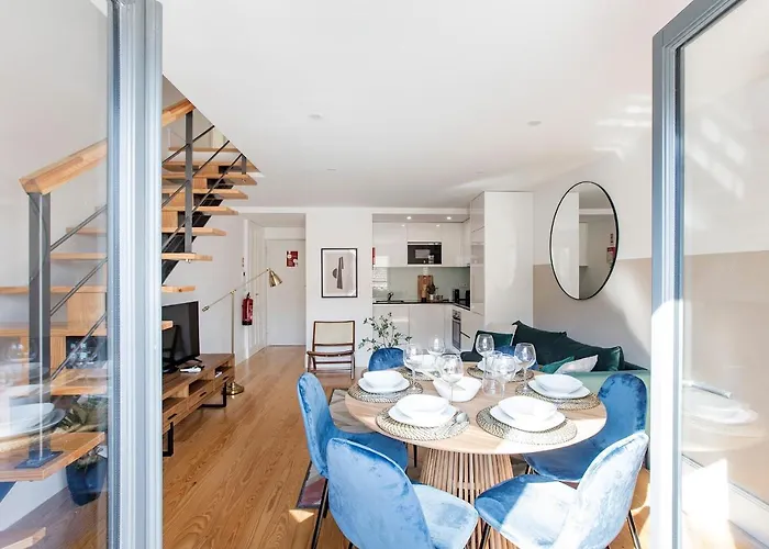 Διαμέρισμα Bright 3br Flat W/ Ac In Center By Lovelystay *